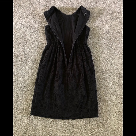 TALBOTS 100%Cotton Dress size 2 Sheath Textured Flowers  black pencil straight - Picture 10 of 14